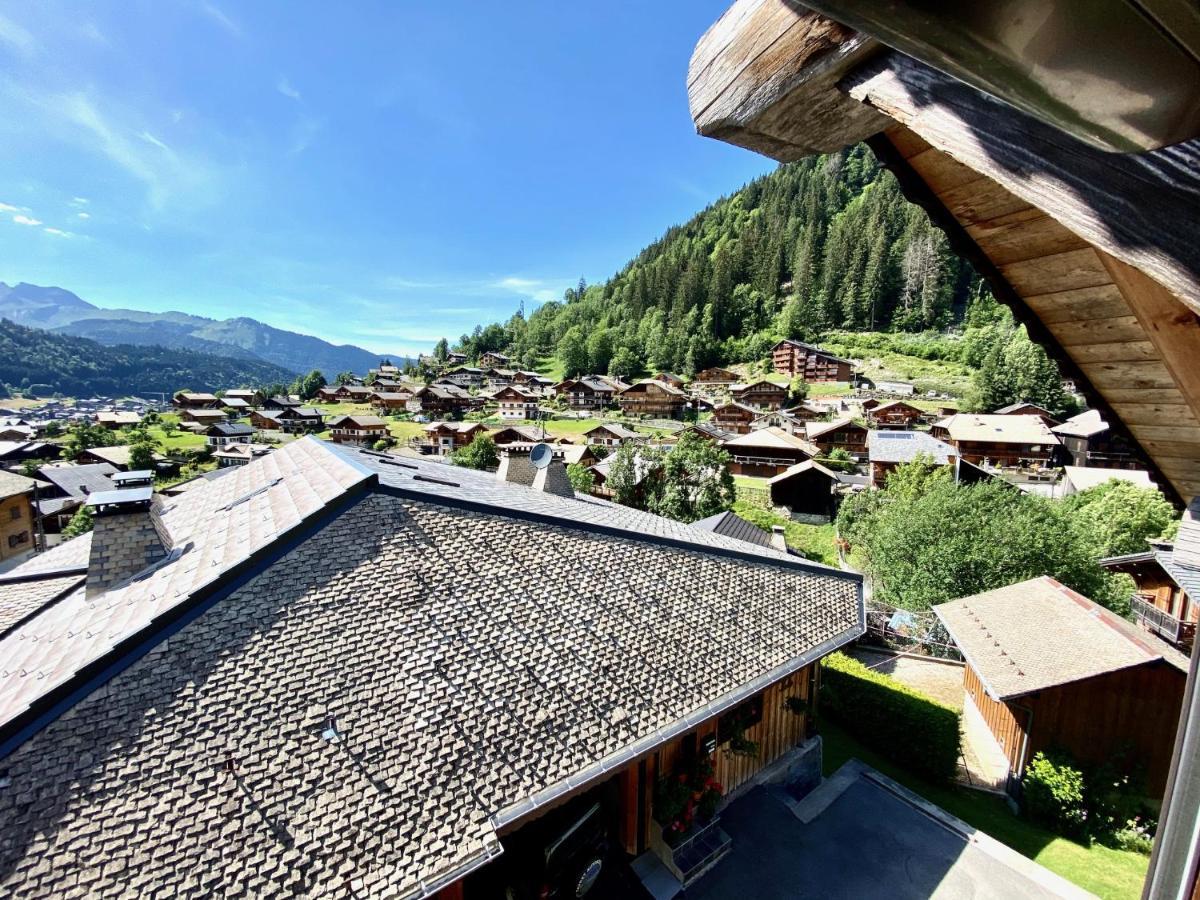 Chalet In Morzine Sleeping 12 With Sauna Bagian luar foto