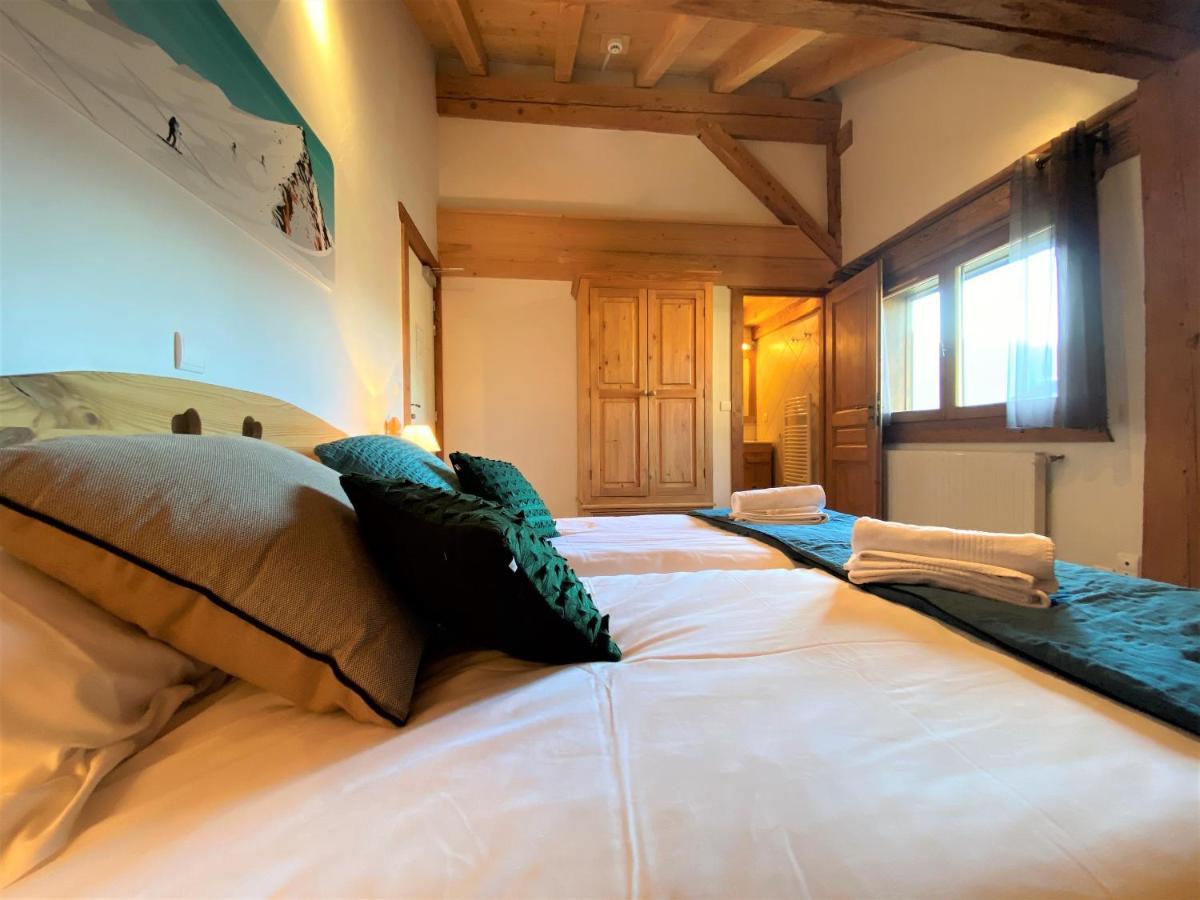 Chalet In Morzine Sleeping 12 With Sauna Bagian luar foto